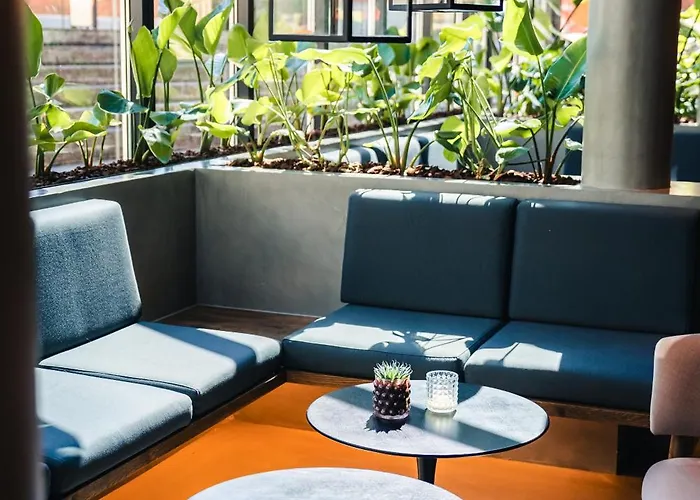 斯楚厄豪华酒店 酒店